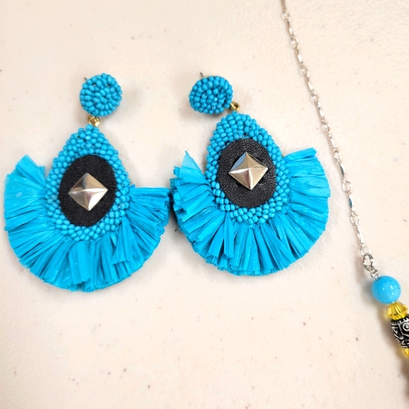 3 PIECE COWGIRL HAT ,NECKLACE & EARRINGS HANDMADE! NWTS - Picture 9 of 9